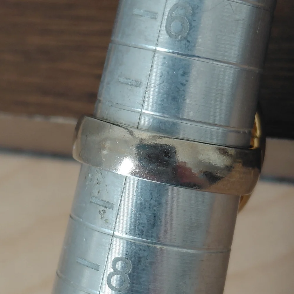 Vintage Mood Ring From The 70's- Gold Tone- Size 7